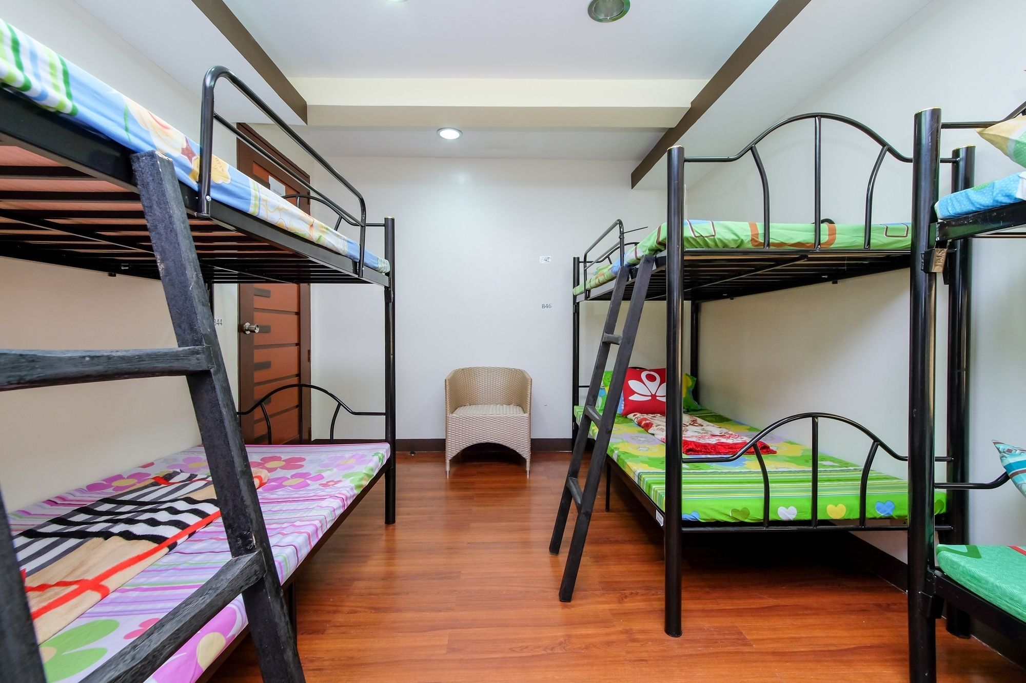 Zen Hostel Quirino Ave. Malate 马尼拉 外观 照片