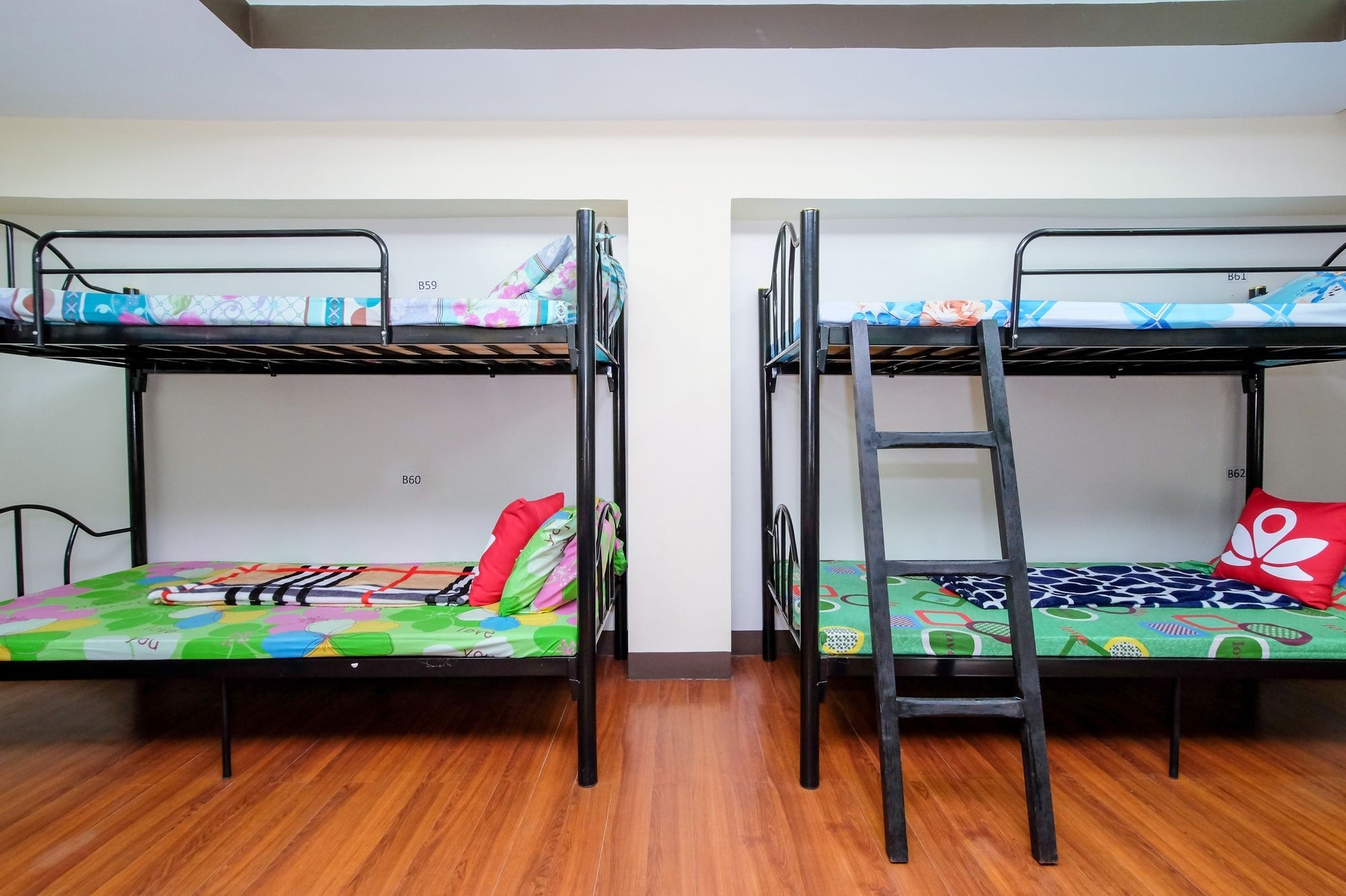 Zen Hostel Quirino Ave. Malate 马尼拉 外观 照片